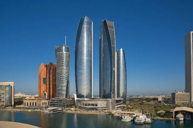 Bilder från hotellet Conrad Abu Dhabi Etihad Towers - nummer 1 av 30