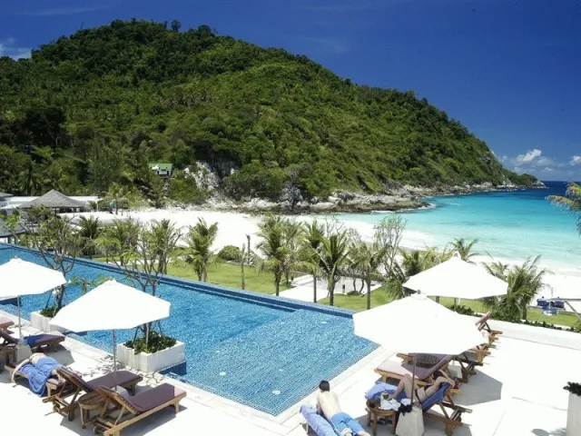 Bilder från hotellet Racha Island Resort (ex Rayaburi Resort) - nummer 1 av 100