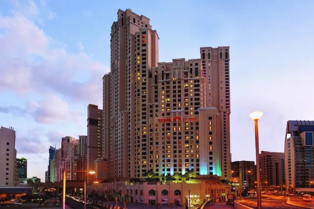 Bilder från hotellet Ramada Hotel & Suites by Wyndham Dubai JBR - nummer 1 av 17