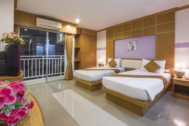 Bilder från hotellet Azure Phuket Hotel - nummer 1 av 100