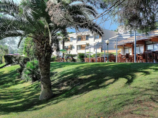 Bilder från hotellet Novotel Antibes Sophia Antipolis - nummer 1 av 87