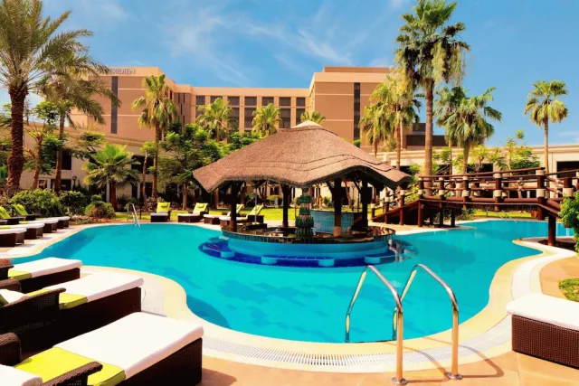 Bilder från hotellet Le Meridien Dubai Hotel & Conference Centre - nummer 1 av 100