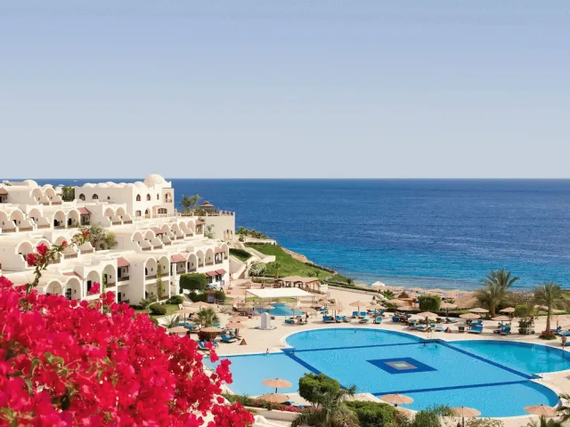 Bilder från hotellet Mövenpick Resort Sharm El Sheik Naama Bay - nummer 1 av 93