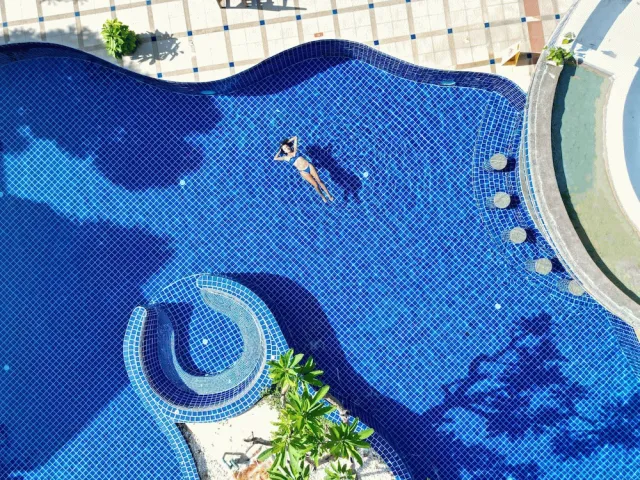 Bilder från hotellet Phuket Leelavadee Hua Ting Resort - nummer 1 av 33