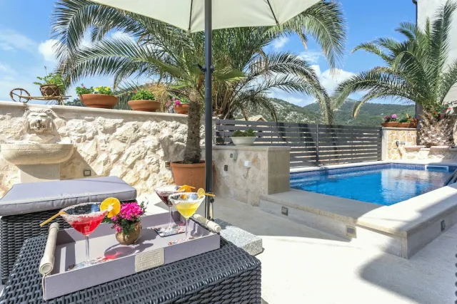 Bilder från hotellet Villa Capitis in the Centre with luxury pool - nummer 1 av 31