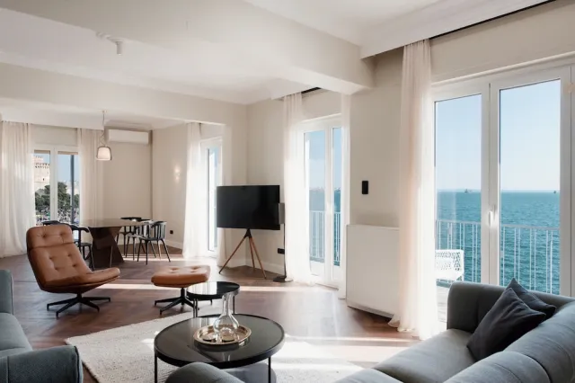 Bilder från hotellet Primavera' Seafront apt with tower view - nummer 1 av 36