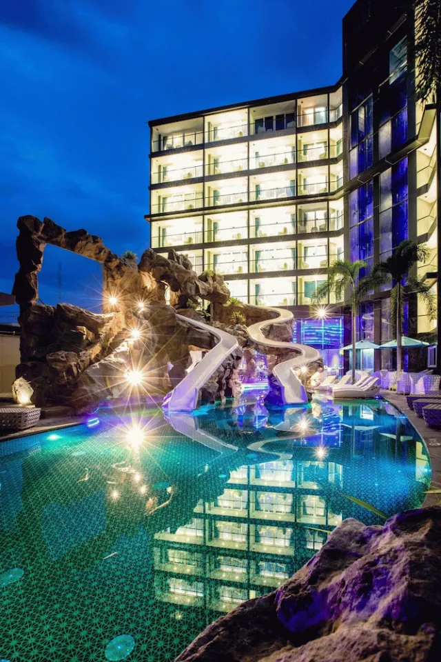 Bilder från hotellet Centara Life Avenue Hotel Pattaya - nummer 1 av 60