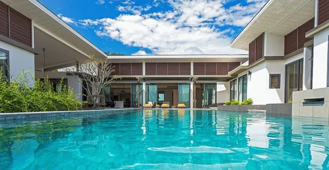 Bilder från hotellet CASABAY Luxury Pool Villas by STAY - nummer 1 av 46