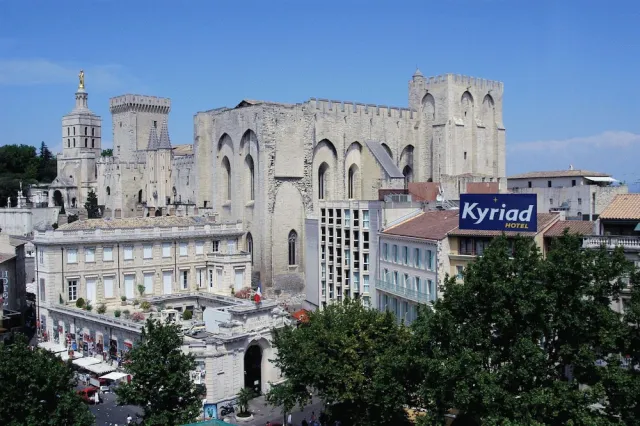 Bilder från hotellet Kyriad Avignon Palais Des Papes - nummer 1 av 54