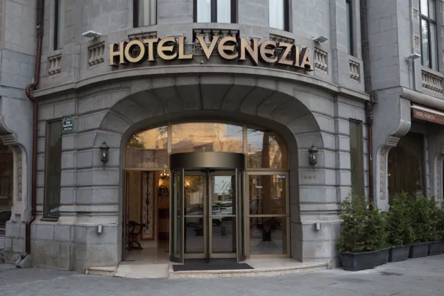 Bilder från hotellet Hotel Venezia by ZEUS International - nummer 1 av 38