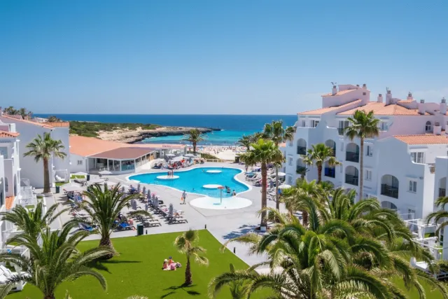 Bilder från hotellet Carema Beach Menorca - nummer 1 av 91