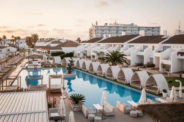 Bilder från hotellet Lago Resort Menorca - Villas & Bungalows Del Lago - nummer 1 av 100