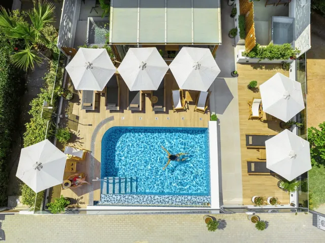 Bilder från hotellet Calla Luxury Seafront Suites - nummer 1 av 55
