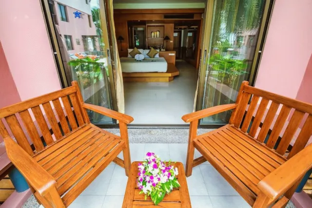 Bilder från hotellet Seaview Patong Hotel - nummer 1 av 10