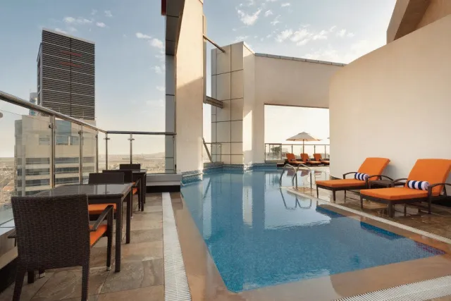 Bilder från hotellet Ramada Abu Dhabi Corniche - nummer 1 av 33
