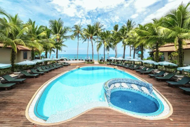 Bilder från hotellet Khaolak Bayfront Resort - nummer 1 av 16