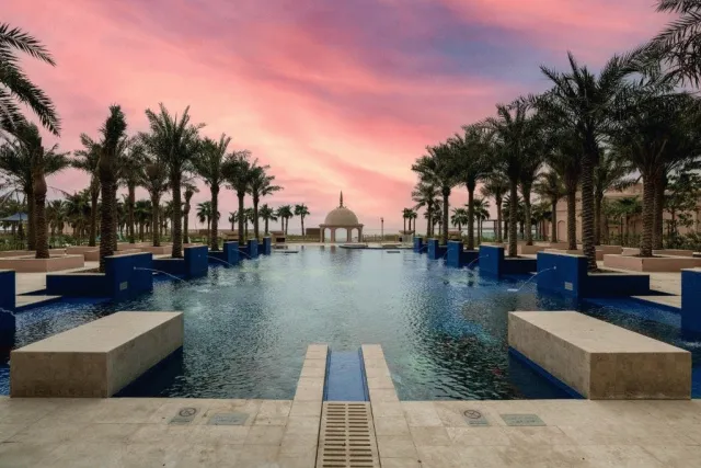 Bilder från hotellet Rixos Marina Abu Dhabi - nummer 1 av 14