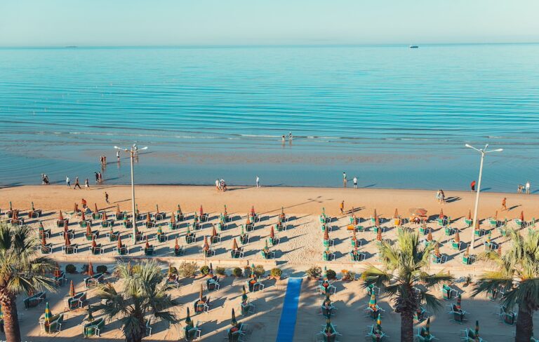 Morgenstemning i Durres ved Adriaterhavskysten