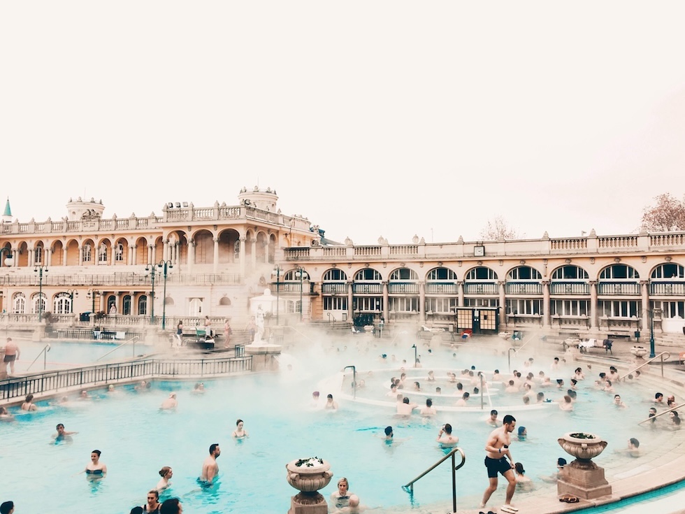 Budapest har et fantastisk tilbud av SPA og termalbad - både innendørs og ute.