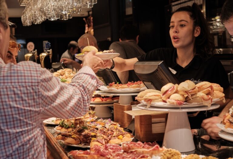 San Sebastian er kjent for sine fantastiske pintxos-barer.