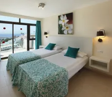 Bilder från hotellet Revoli Playa Aparthotel - nummer 1 av 10