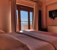 Bilder från hotellet Hotel Nais Beach - nummer 1 av 10