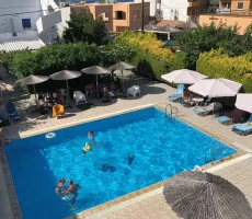 Bilder från hotellet Villa Chryssanthy Sea Apartments - nummer 1 av 23