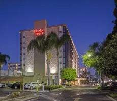 Bilder från hotellet Clarion Hotel Anaheim Resort - nummer 1 av 33