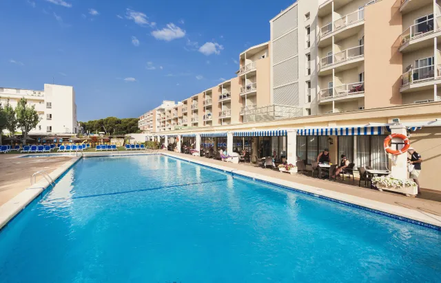Bilder från hotellet Globales Playa Santa Ponsa - nummer 1 av 22