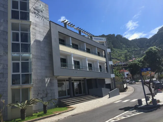 Bilder från hotellet Euro Moniz - nummer 1 av 40