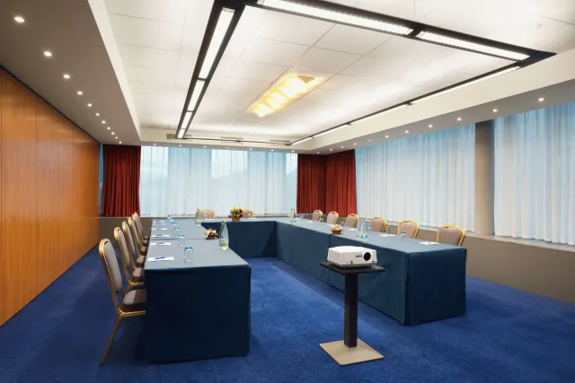 Bilder från hotellet Ramada Encore by Wyndham Geneva - nummer 1 av 10