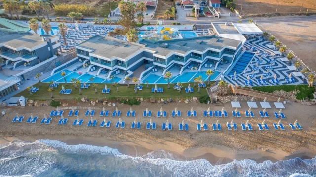 Bilder från hotellet Arina Beach Resort - nummer 1 av 10