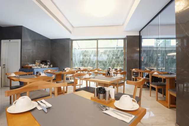 Bilder från hotellet Riva Hotel Alsancak - nummer 1 av 8
