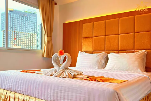 Bilder från hotellet The Grand Lodge Pattaya - nummer 1 av 10