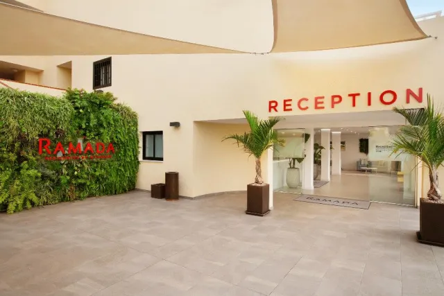 Bilder från hotellet Ramada Residences by Wyndham Costa Adeje - nummer 1 av 10