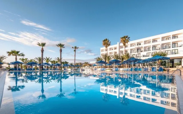 Bilder från hotellet Mitsis Faliraki Beach Hotel & Spa - nummer 1 av 21