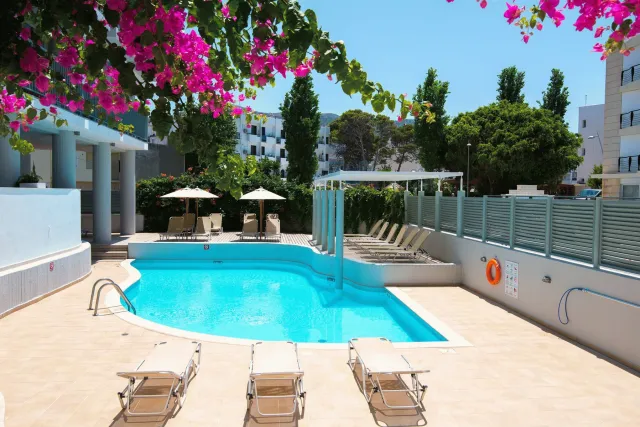 Bilder från hotellet Alia Beach Hotel - nummer 1 av 10