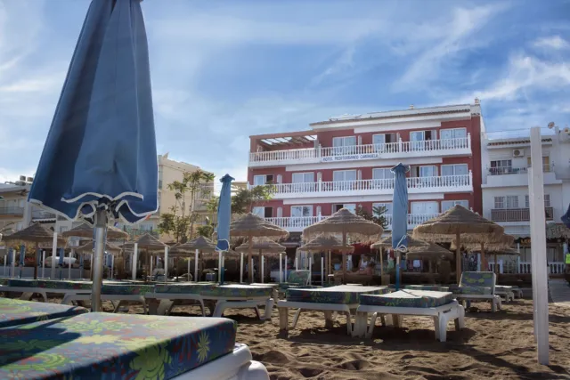 Bilder från hotellet Hotel Mediterraneo Carihuela - nummer 1 av 10