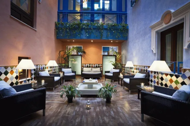 Bilder från hotellet Suites Gran Via 44 - nummer 1 av 10