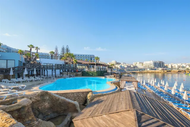 Bilder från hotellet DoubleTree by Hilton Malta - nummer 1 av 10