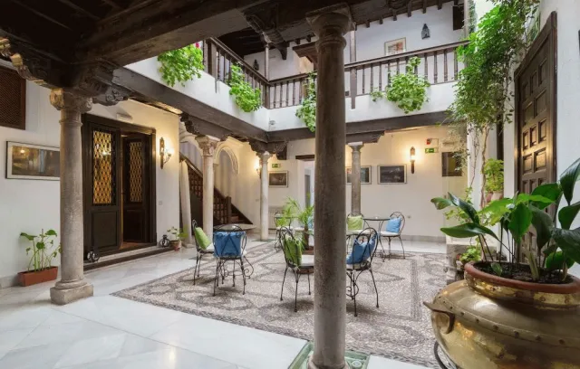 Bilder från hotellet Casa del Capitel Nazari - nummer 1 av 10