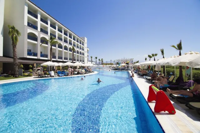 Bilder från hotellet LRS Port River Hotel & Spa - nummer 1 av 10