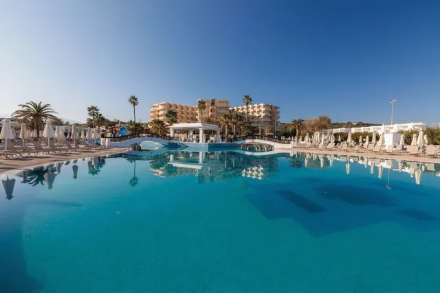 Bilder från hotellet Atlantica Ocean Beach Resort - nummer 1 av 10