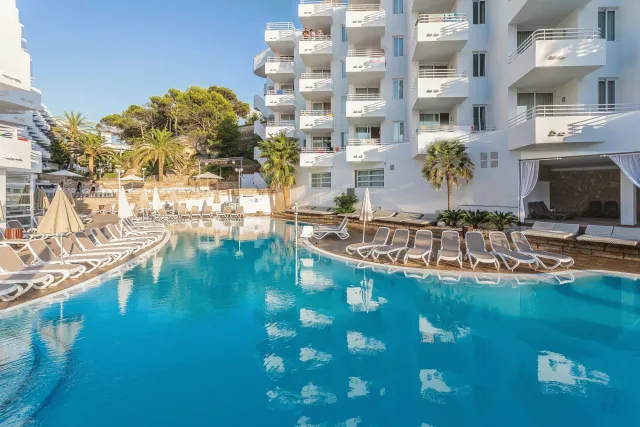 Bilder från hotellet Fergus Style Cala Blanca Suites - nummer 1 av 10
