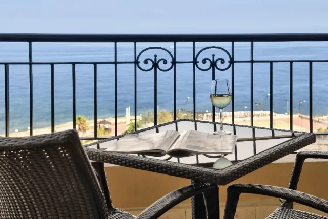 Bilder från hotellet Corinthia Hotel St Georges Bay - nummer 1 av 10