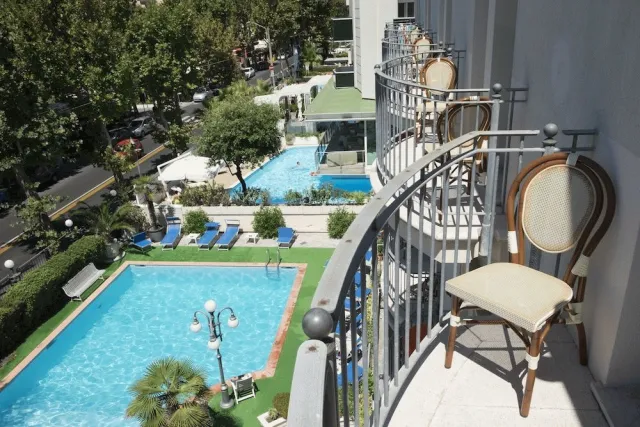 Bilder från hotellet Ambassador - nummer 1 av 10