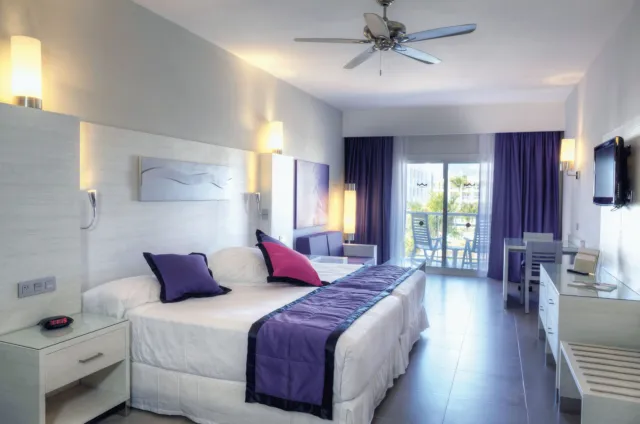 Bilder från hotellet Riu Palace Bavaro - - nummer 1 av 100