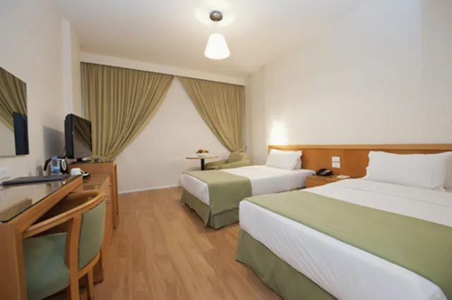 Bilder från hotellet Cavalier Hotel Beirut - nummer 1 av 62