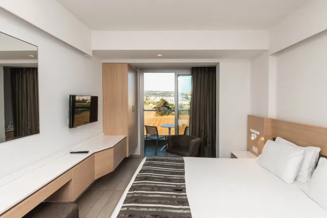 Bilder från hotellet Evalena Beach Hotel - nummer 1 av 100