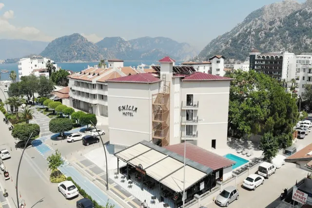 Bilder från hotellet Emilia Hotel - nummer 1 av 29